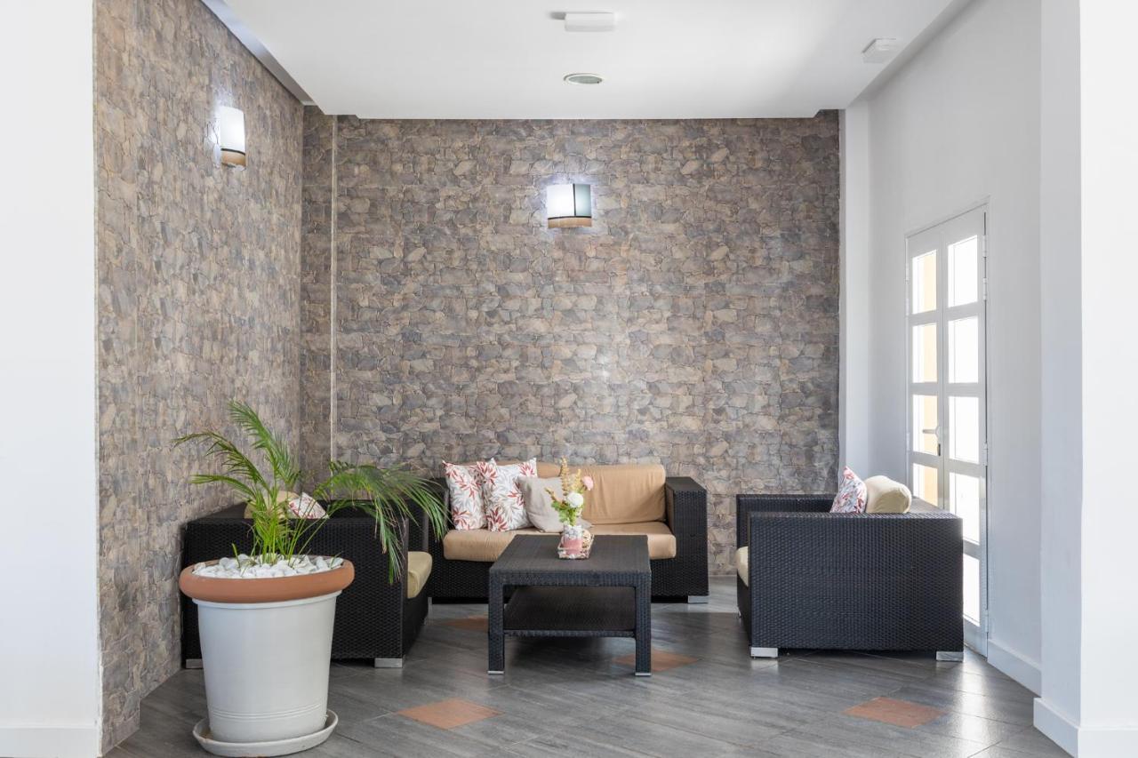 Apartamentos Livvo Morromar Puerto del Carmen  Eksteriør billede