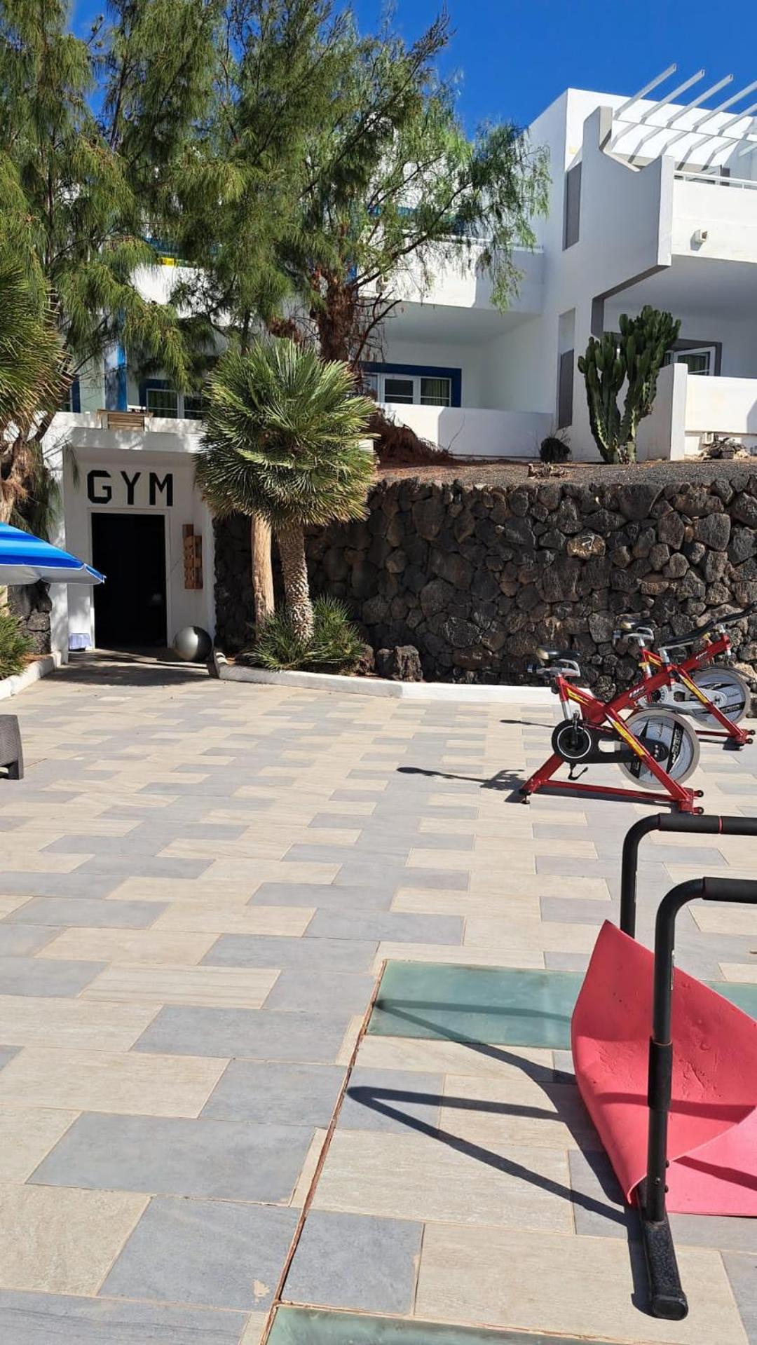 Apartamentos Livvo Morromar Puerto del Carmen  Eksteriør billede
