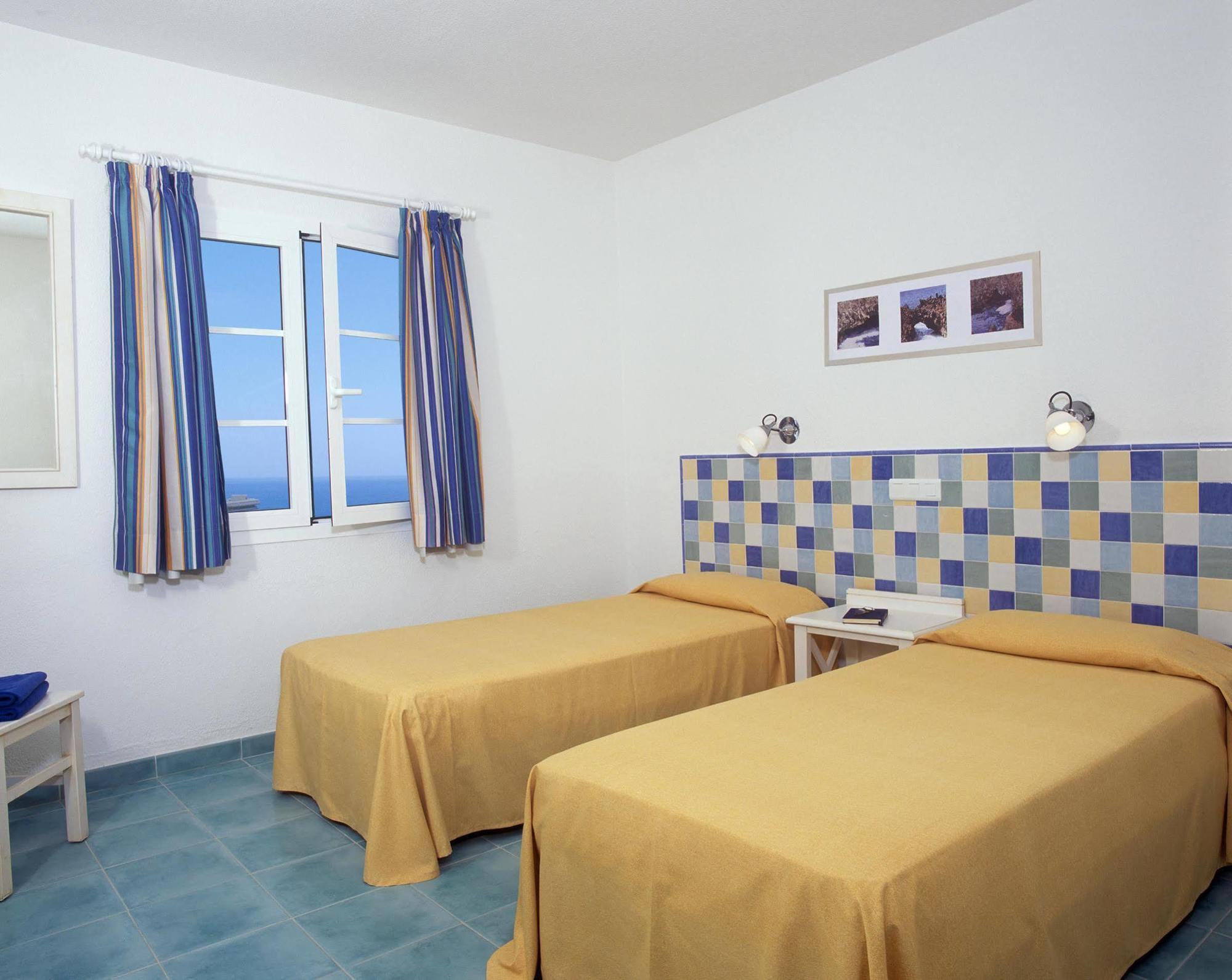 Apartamentos Livvo Morromar Puerto del Carmen  Eksteriør billede