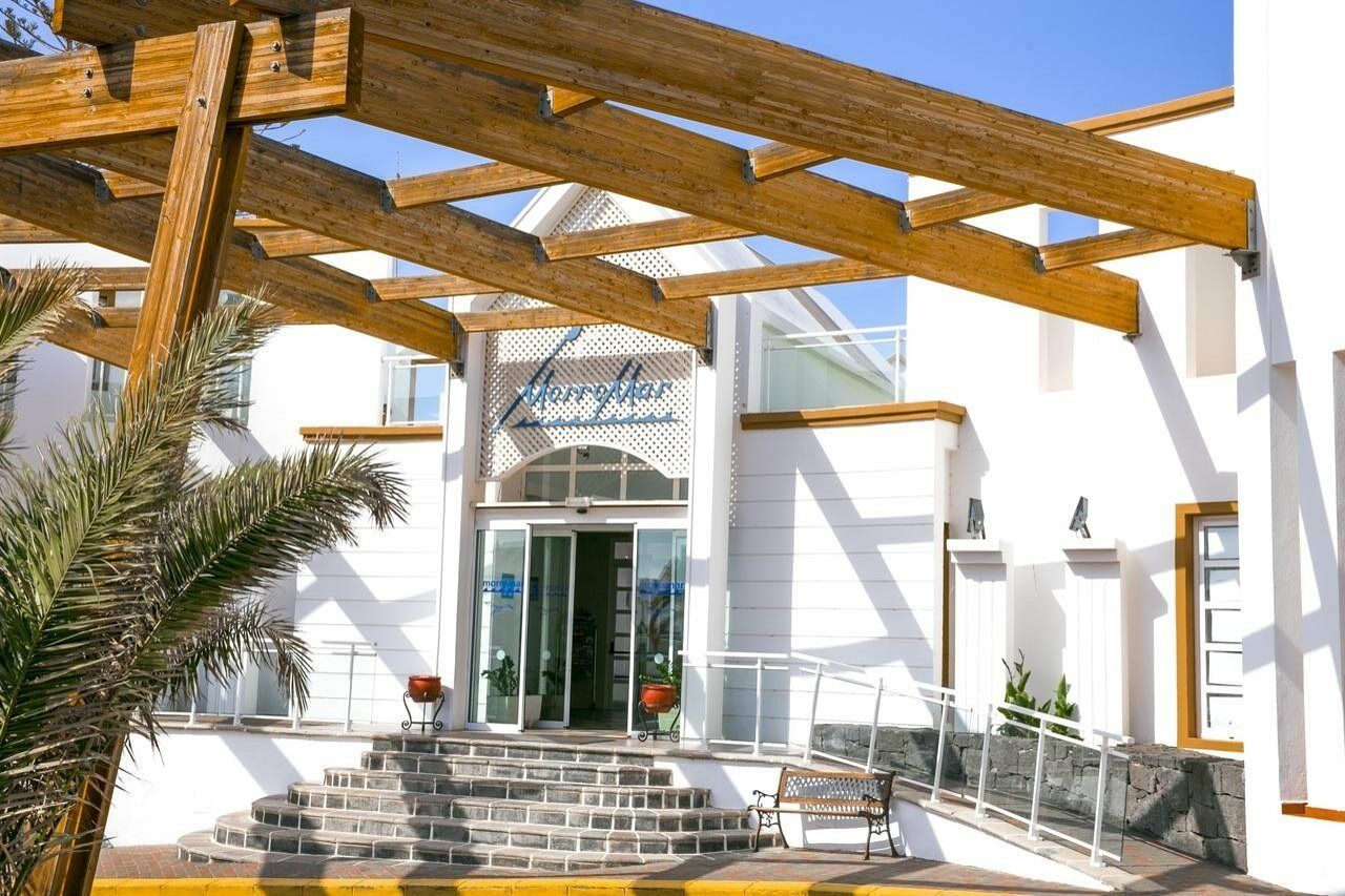 Apartamentos Livvo Morromar Puerto del Carmen  Eksteriør billede