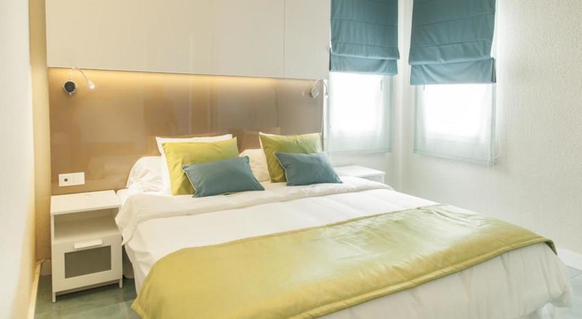 Apartamentos Livvo Morromar Puerto del Carmen  Eksteriør billede